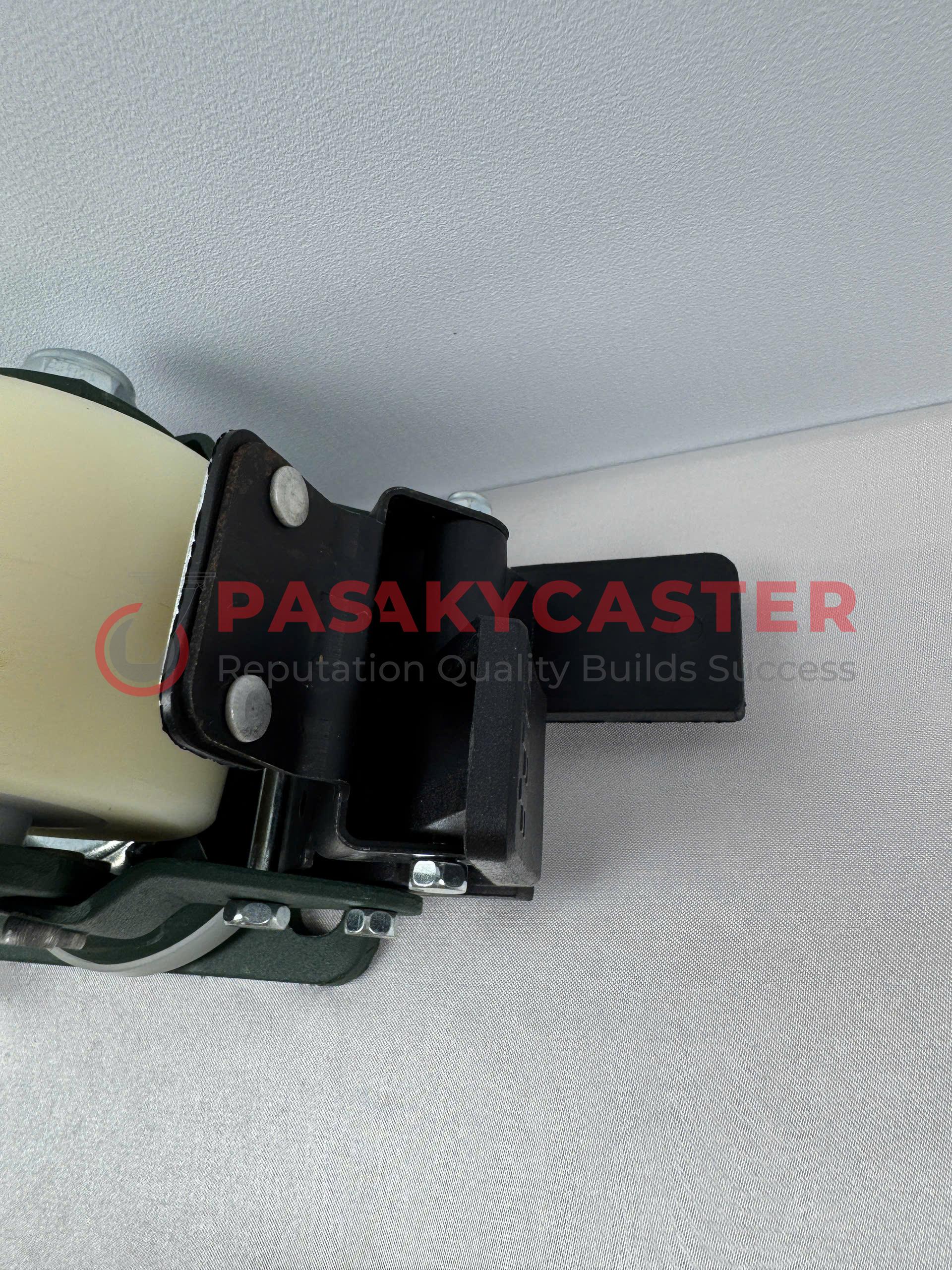 z6829158047152_30e9f34b55758d2f4858a9ee26200b0f z6829158047152_30e9f34b55758d2f4858a9ee26200b0f